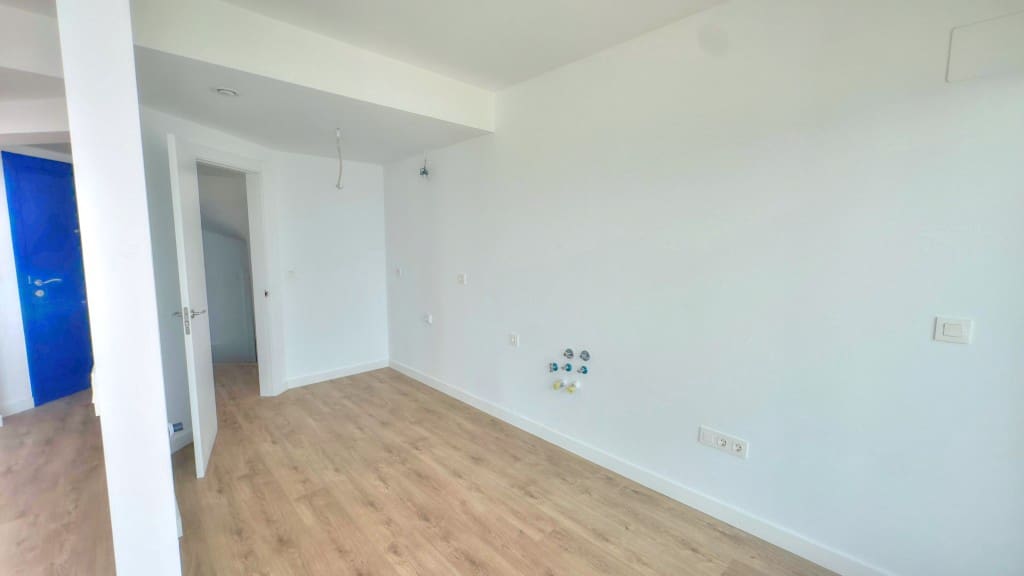 2 soveværelse Byhus til salg i Torrox-Costa med swimmingpool garage - € 347.000 (Ref: 9111892)