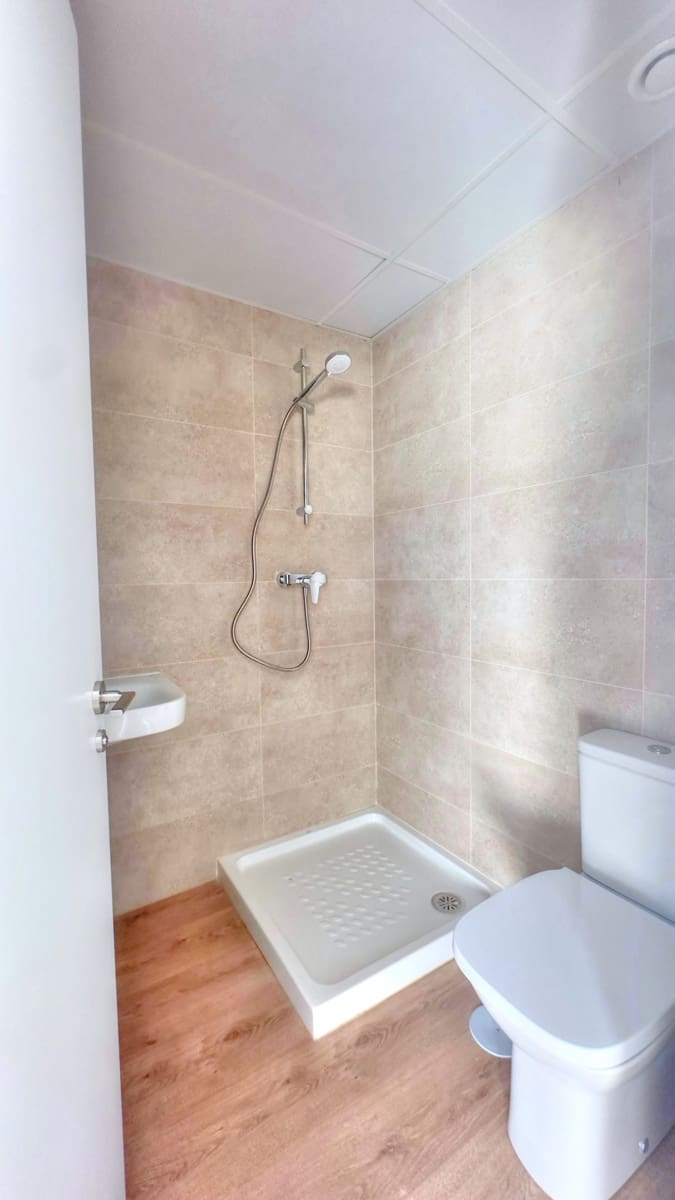 2 soveværelse Byhus til salg i Torrox-Costa med swimmingpool garage - € 347.000 (Ref: 9111892)