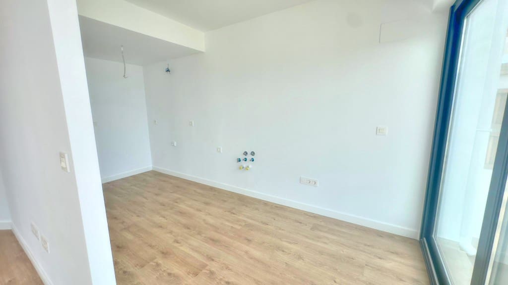 2 soveværelse Byhus til salg i Torrox-Costa med swimmingpool garage - € 347.000 (Ref: 9111892)