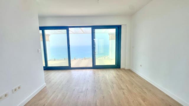 2 soveværelse Byhus til salg i Torrox-Costa, Torrox med swimmingpool garage - € 347.000 (Ref: 9111892)