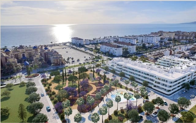 Apartamento de 3 habitaciones en Torrox-Costa, Torrox en venta con piscina garaje - 341.000 € (Ref: 9115908)