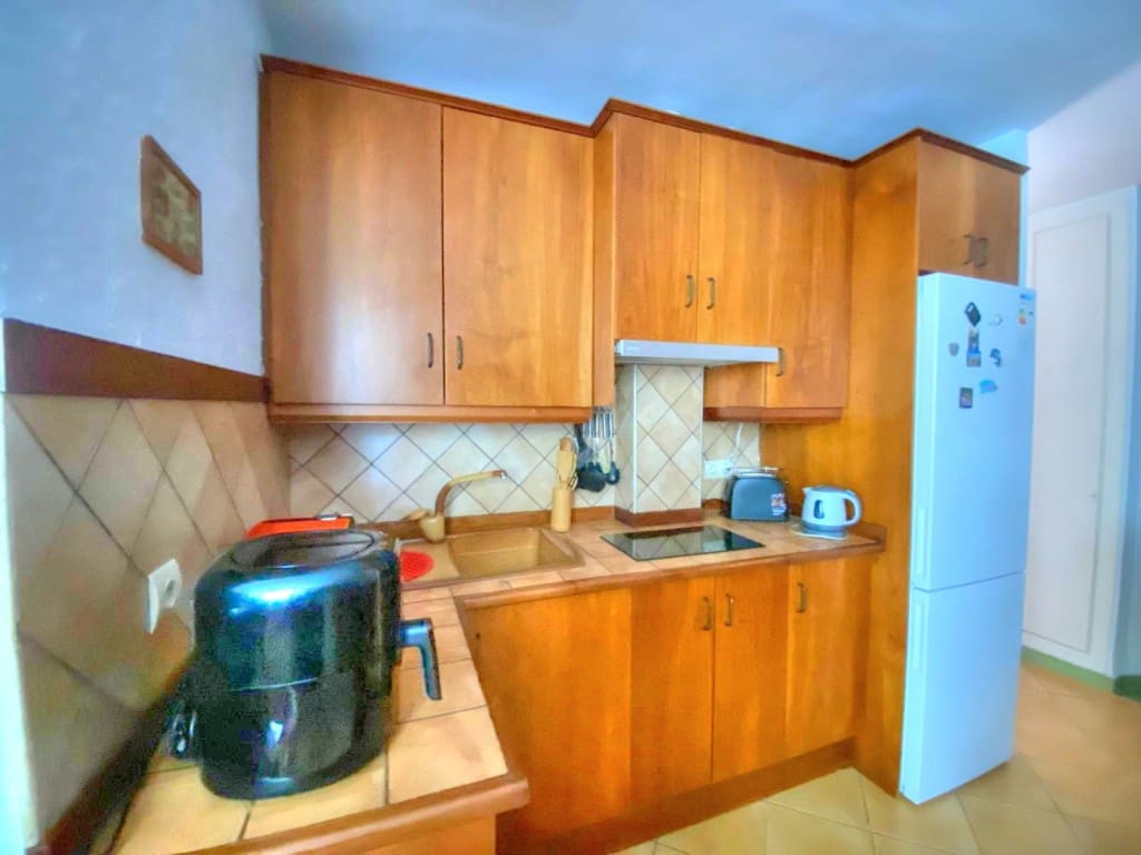 1 soveværelse Lejlighed til leje i Benajarafe med swimmingpool - € 650 (Ref: 9148965)