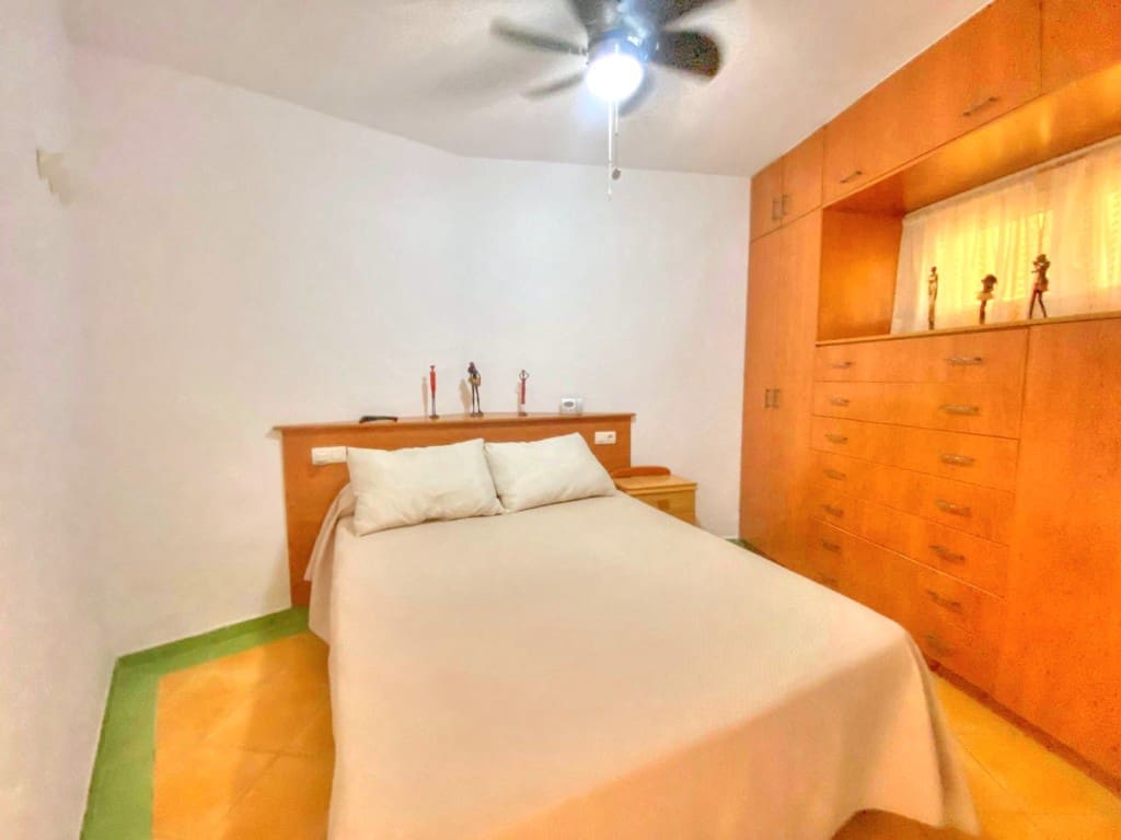 1 soveværelse Lejlighed til leje i Benajarafe med swimmingpool - € 650 (Ref: 9148965)