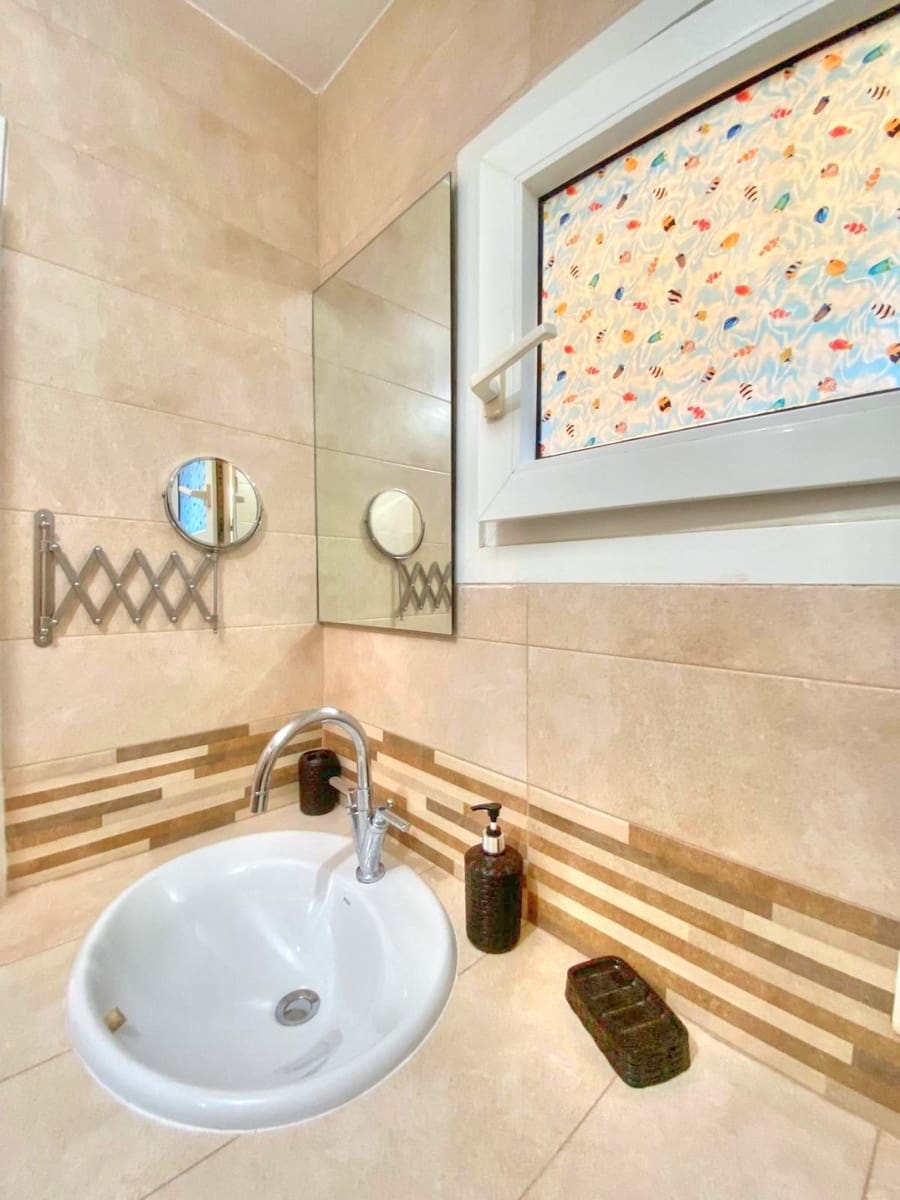 1 soveværelse Lejlighed til leje i Benajarafe med swimmingpool - € 650 (Ref: 9148965)