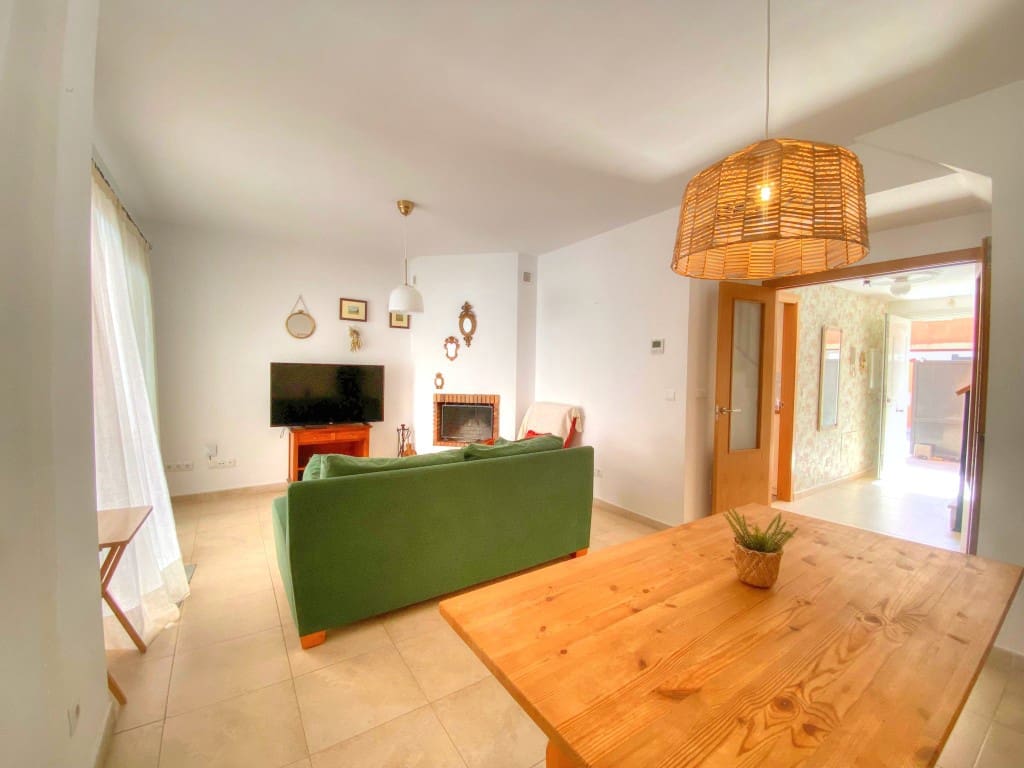 3 soveværelse Byhus til leje i Benajarafe med swimmingpool - € 1.400 (Ref: 9160826)