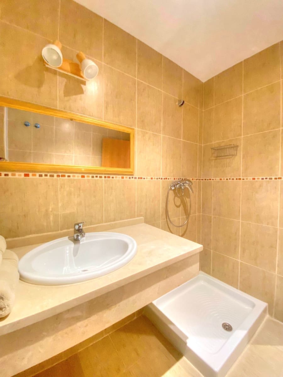 3 soveværelse Byhus til leje i Benajarafe med swimmingpool - € 1.400 (Ref: 9160826)