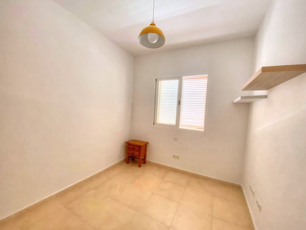 3 soveværelse Byhus til leje i Benajarafe med swimmingpool - € 1.400 (Ref: 9160826)