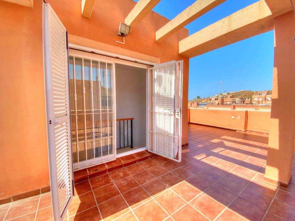 3 soveværelse Byhus til leje i Benajarafe med swimmingpool - € 1.400 (Ref: 9160826)