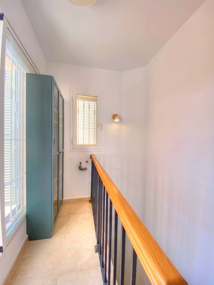 3 soveværelse Byhus til leje i Benajarafe med swimmingpool - € 1.400 (Ref: 9160826)