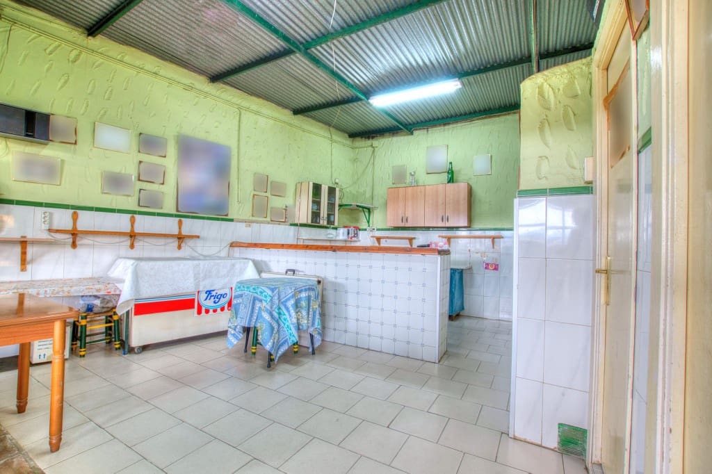 4 sypialnia Finka/Dom wiejski na sprzedaż w Velez-Malaga z basenem - 1 180 000 € (Ref: 9164767)