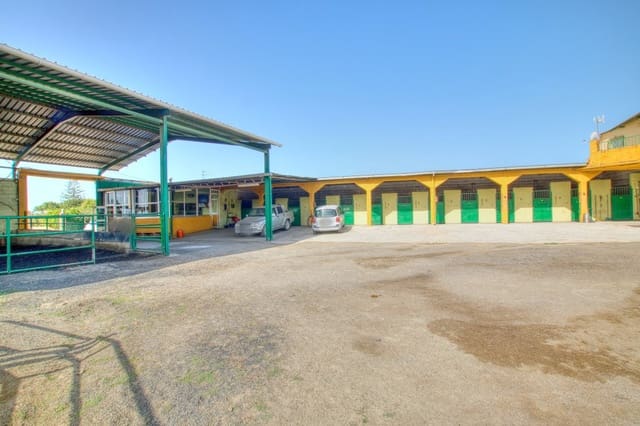 4 makuuhuone Maalaistalo myytävänä paikassa Vélez-Málaga mukana uima-altaan - 1 180 000 € (Ref: 9164767)