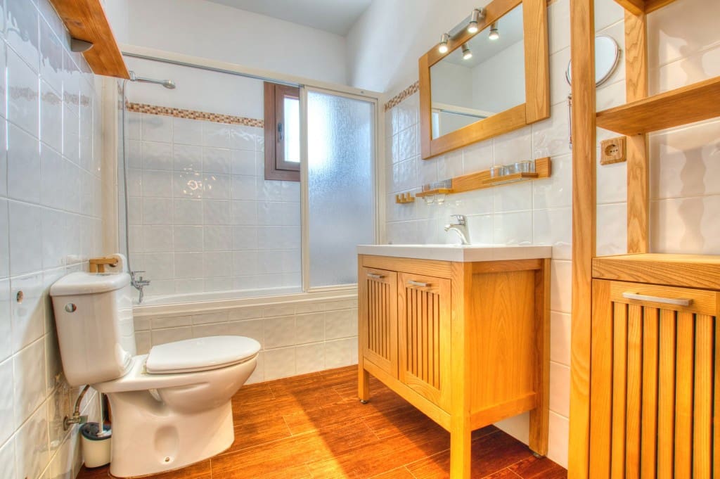 3 soveværelse Finca/Landehus til salg i Mondron med swimmingpool - € 380.000 (Ref: 9176230)