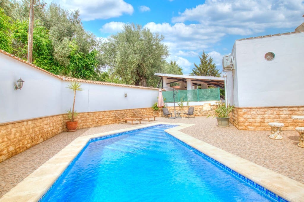 3 soveværelse Finca/Landehus til salg i Mondron med swimmingpool - € 380.000 (Ref: 9176230)