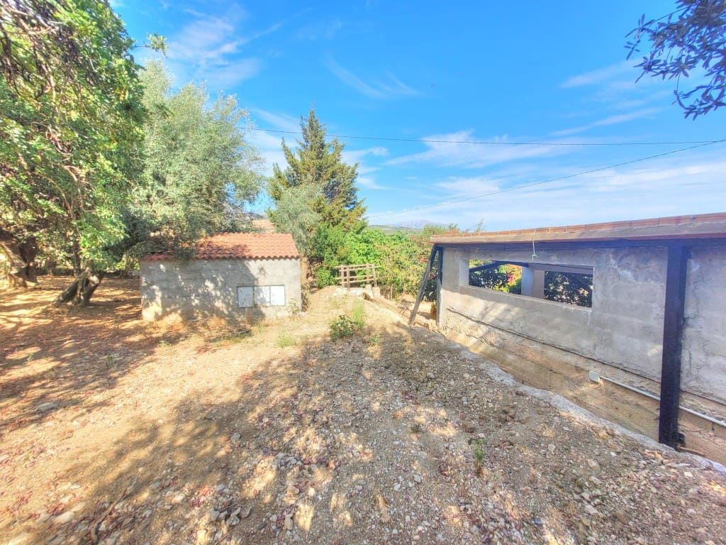 3 soveværelse Finca/Landehus til salg i Mondron med swimmingpool - € 380.000 (Ref: 9176230)