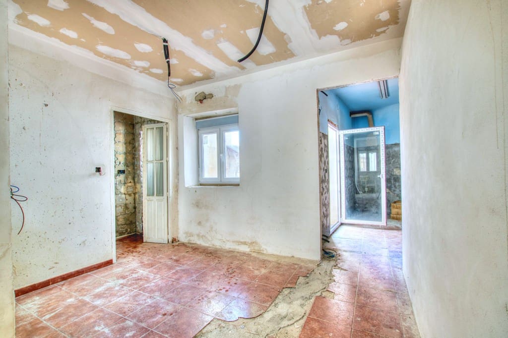 4 sypialnia Dom na sprzedaż w Periana z garażem - 78 900 € (Ref: 9186695)