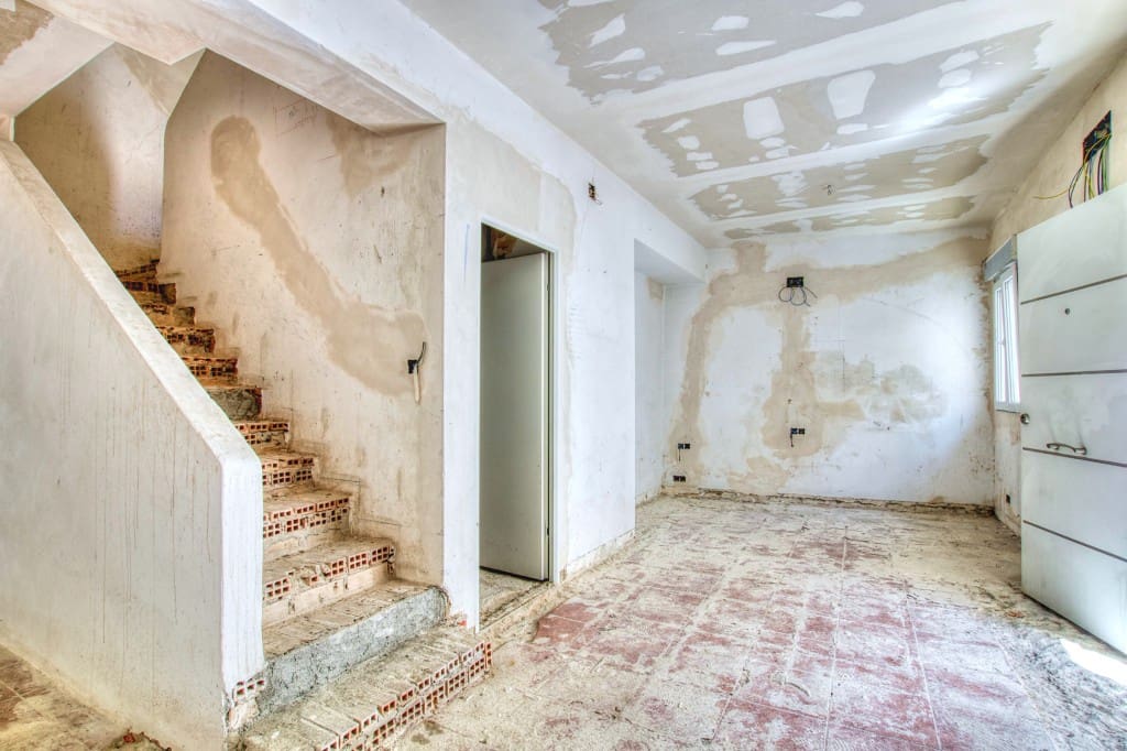 4 sypialnia Dom na sprzedaż w Periana z garażem - 78 900 € (Ref: 9186695)