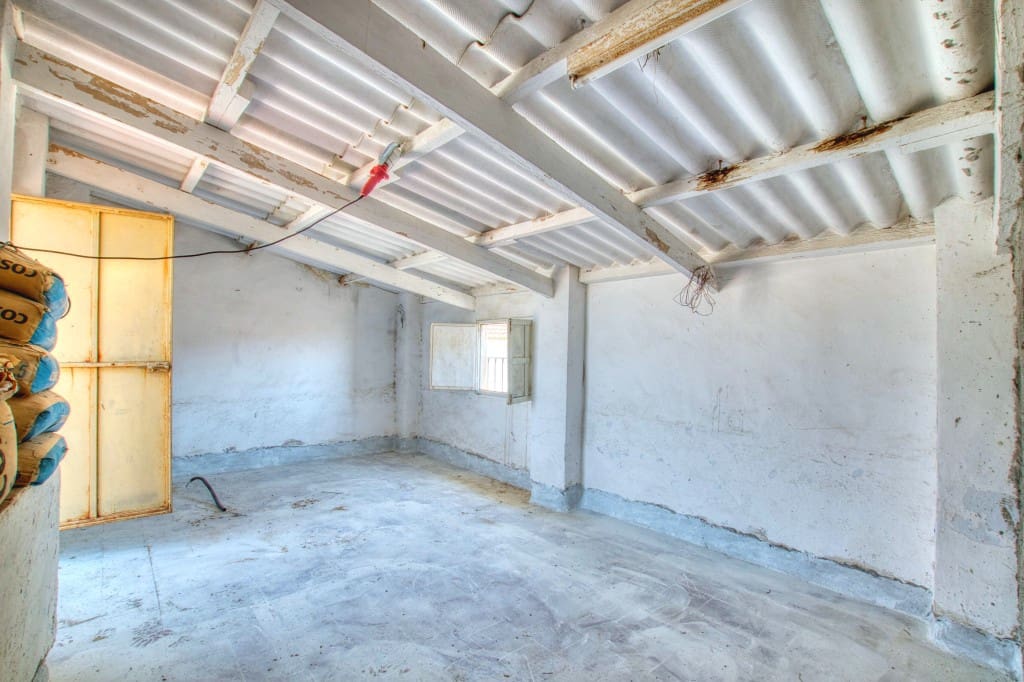 4 sypialnia Dom na sprzedaż w Periana z garażem - 78 900 € (Ref: 9186695)