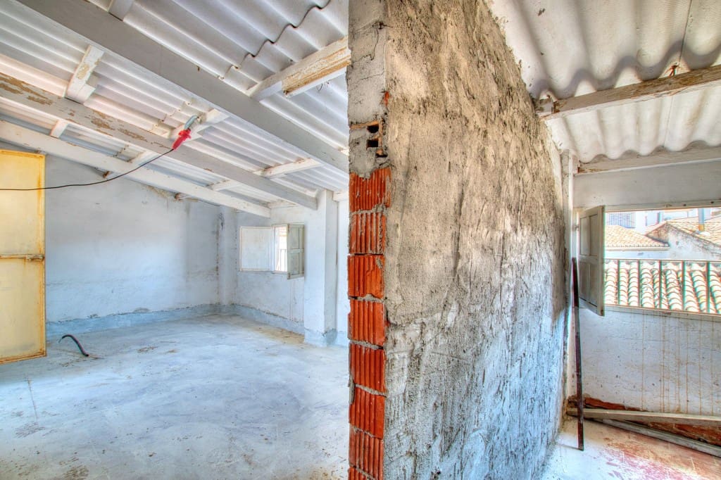 4 sypialnia Dom na sprzedaż w Periana z garażem - 78 900 € (Ref: 9186695)