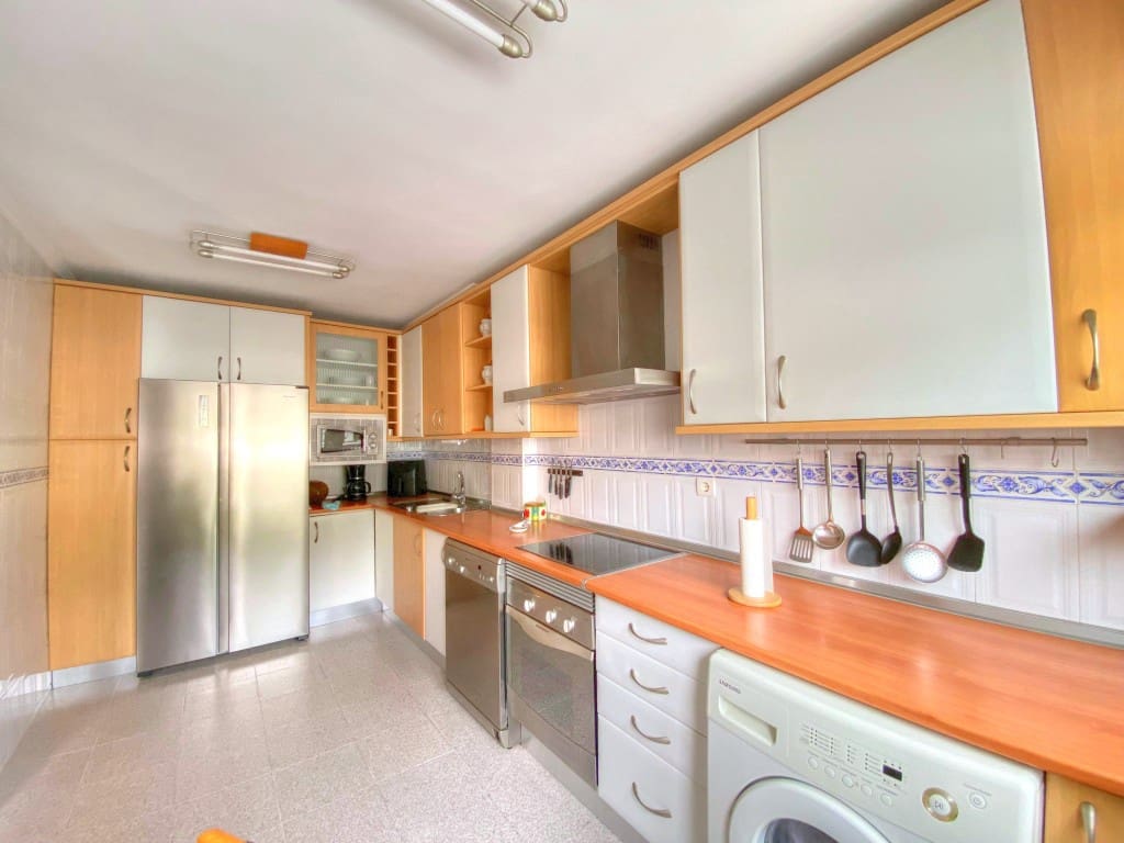 3 soveværelse Byhus til leje i Chilches med swimmingpool - € 1.100 (Ref: 9188125)