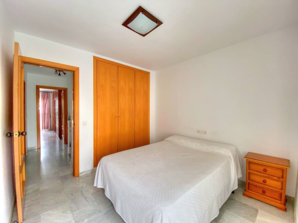 3 soveværelse Byhus til leje i Chilches med swimmingpool - € 1.100 (Ref: 9188125)