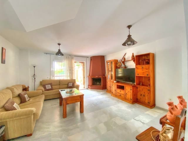 3 Zimmer Haus zu vermieten in Chilches, Vélez-Málaga mit Pool - 1.100 € (Ref: 9188125)