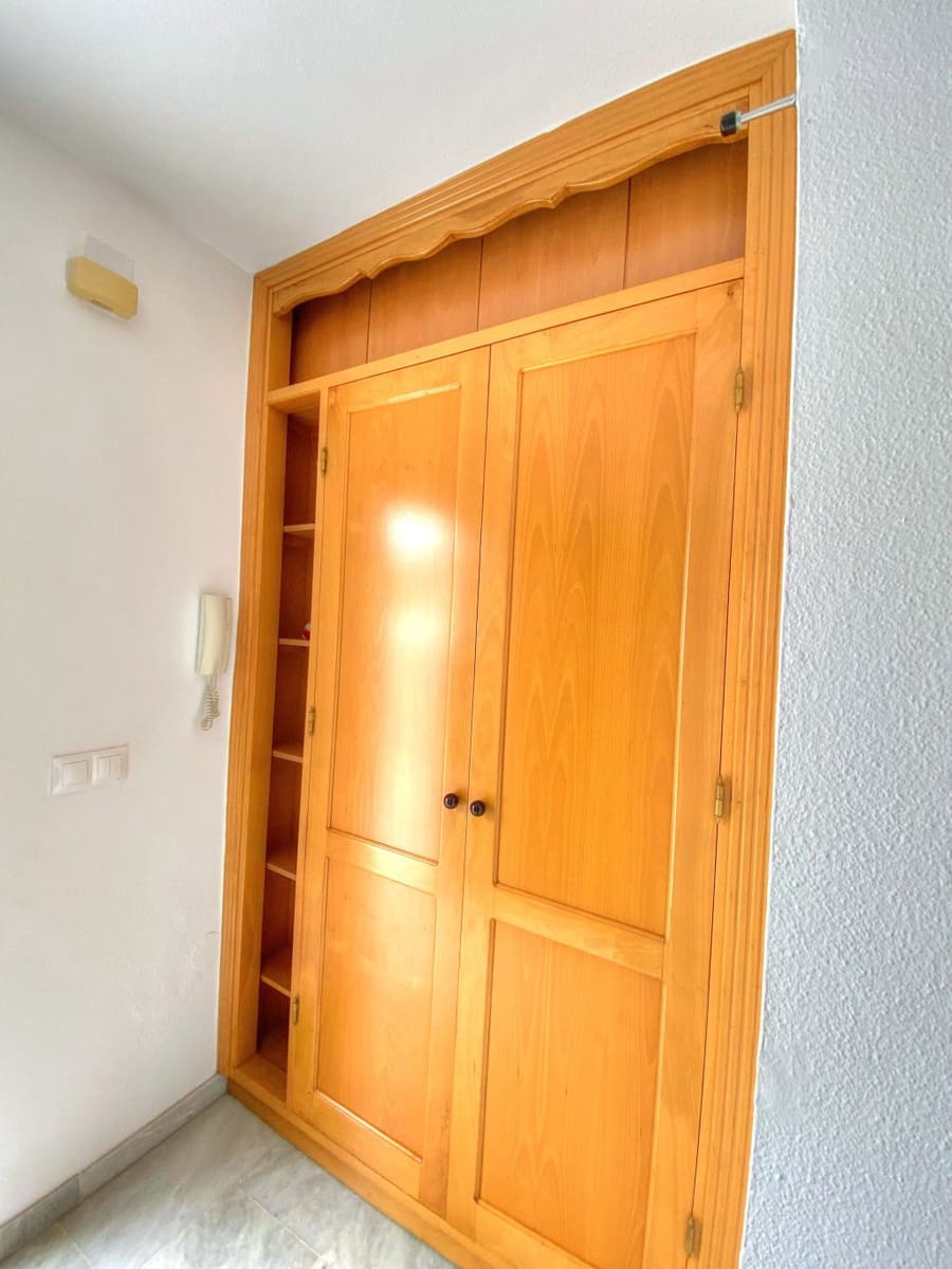 3 soveværelse Byhus til leje i Chilches med swimmingpool - € 1.100 (Ref: 9188125)