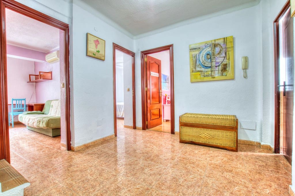 5 slaapkamer Huis te koop in Malaga stad - € 525.000 (Ref: 9188126)