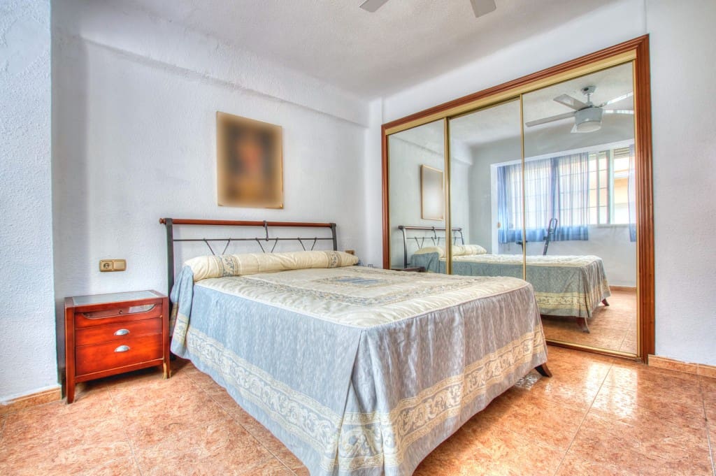 5 slaapkamer Huis te koop in Malaga stad - € 525.000 (Ref: 9188126)