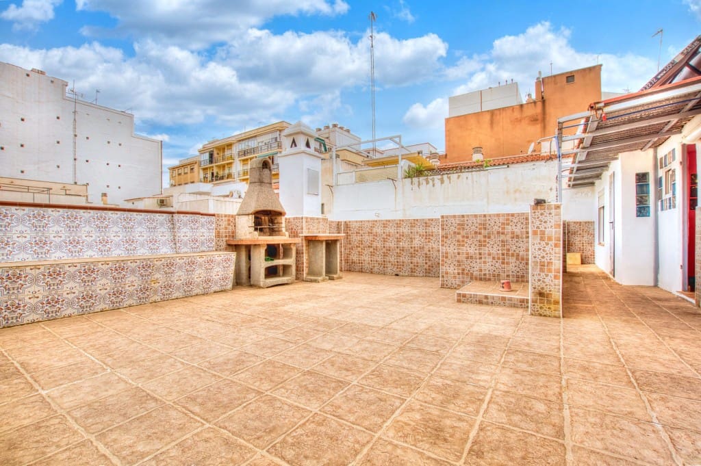 5 slaapkamer Huis te koop in Malaga stad - € 525.000 (Ref: 9188126)
