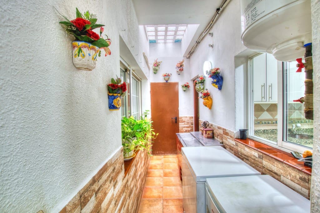 5 slaapkamer Huis te koop in Malaga stad - € 525.000 (Ref: 9188126)