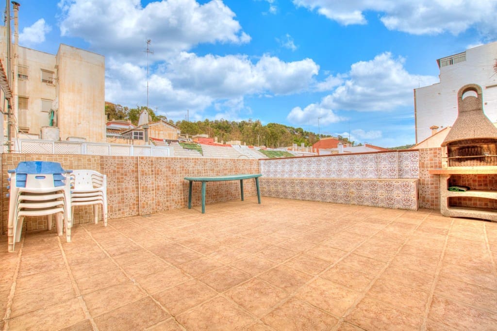 5 slaapkamer Huis te koop in Malaga stad - € 525.000 (Ref: 9188126)