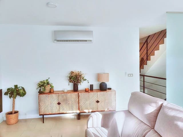 4 slaapkamer Huis te koop in Chilches, Vélez-Málaga met zwembad garage - € 399.000 (Ref: 9236086)