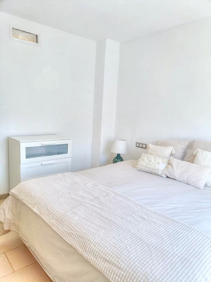 4 soveværelse Byhus til salg i Chilches med swimmingpool garage - € 399.000 (Ref: 9236086)