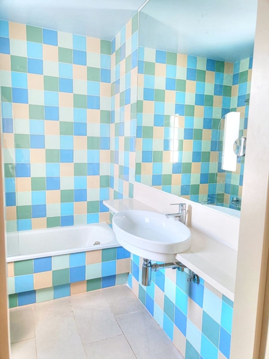 4 soveværelse Byhus til salg i Chilches med swimmingpool garage - € 399.000 (Ref: 9236086)