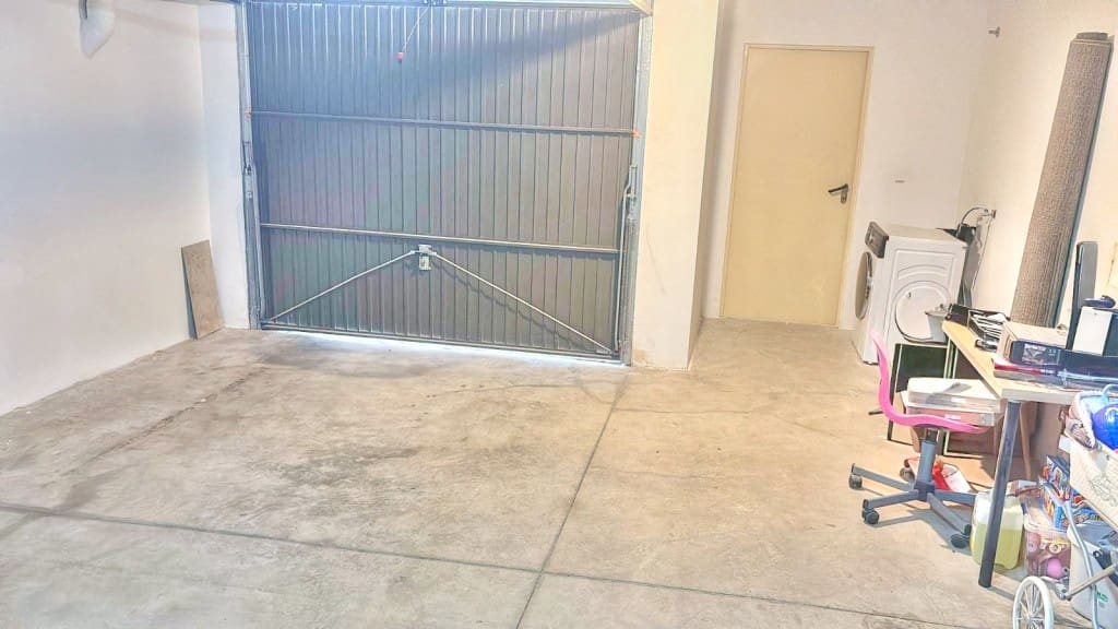 4 soveværelse Byhus til salg i Chilches med swimmingpool garage - € 399.000 (Ref: 9236086)