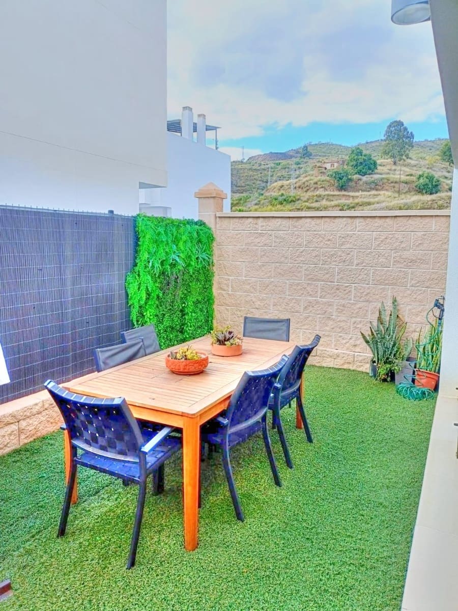 4 soveværelse Byhus til salg i Chilches med swimmingpool garage - € 399.000 (Ref: 9236086)