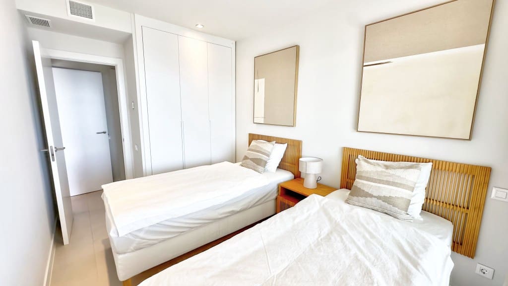 2 bedroom Flat for rent in Rincon de la Victoria with pool garage - € 1,800 (Ref: 9251910)