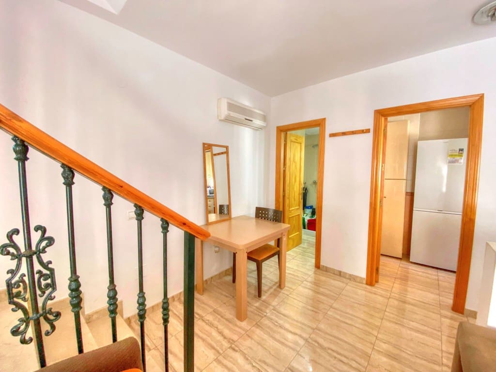 3 soveværelse Byhus til salg i Benajarafe med garage - € 395.000 (Ref: 9296682)