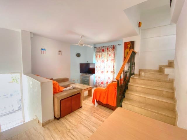 3 soveværelse Byhus til salg i Benajarafe, Vélez-Málaga med garage - € 395.000 (Ref: 9296682)