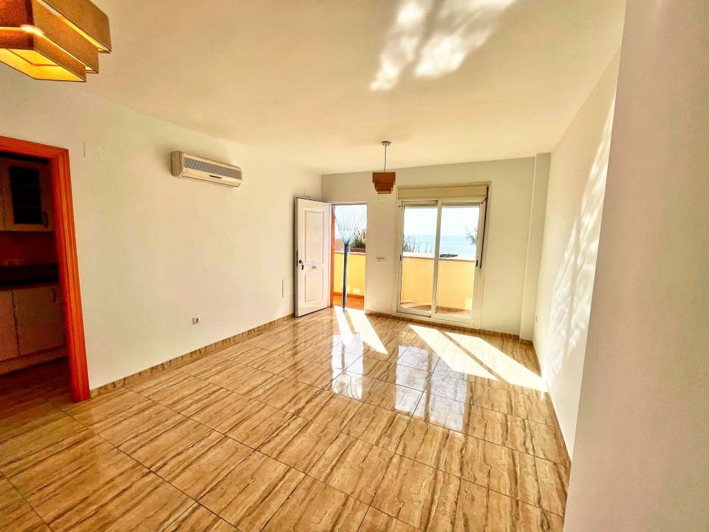 3 soveværelse Byhus til salg i Benajarafe - € 435.000 (Ref: 9310549)