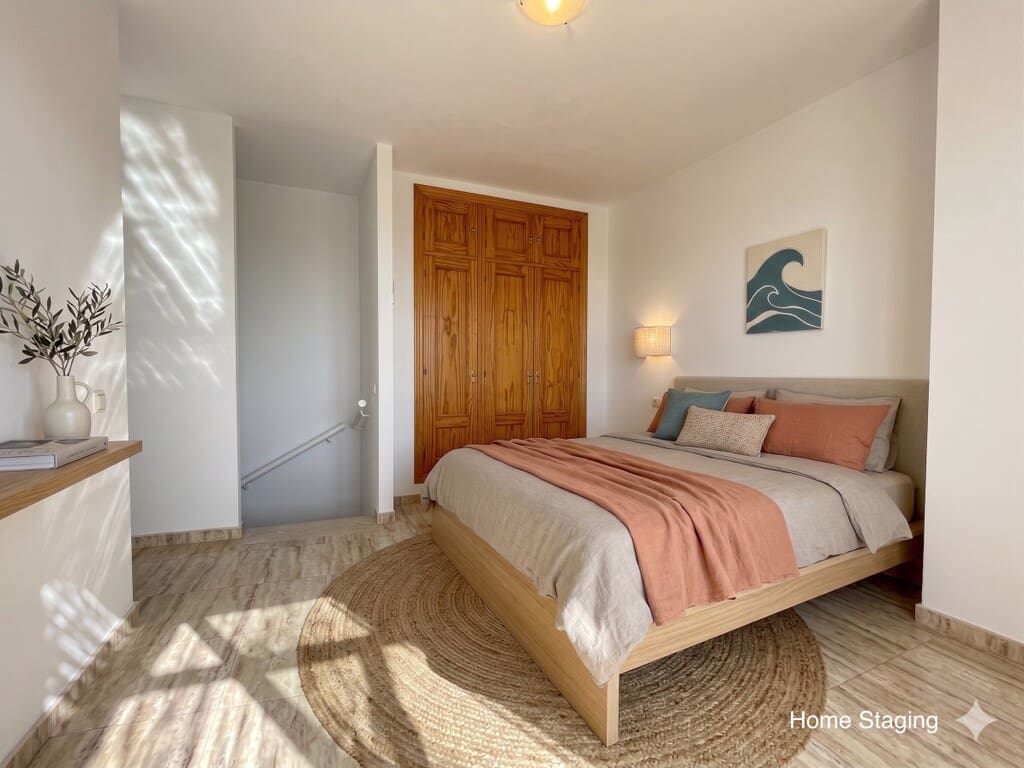 3 bedroom Townhouse for sale in Benajarafe with garage - € 425,000 (Ref: 9310549)