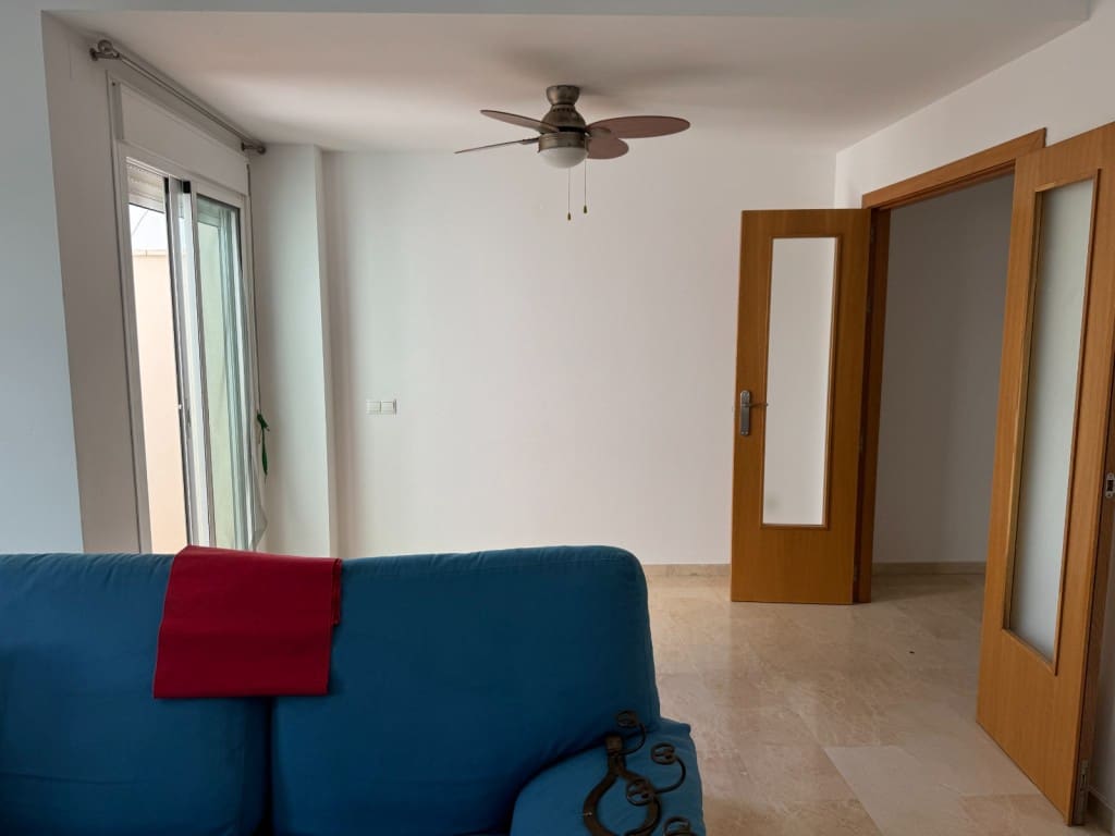 4 soverom Kjedet enebolig til salgs i Benajarafe med svømmebasseng - € 499 000 (Ref: 9317304)