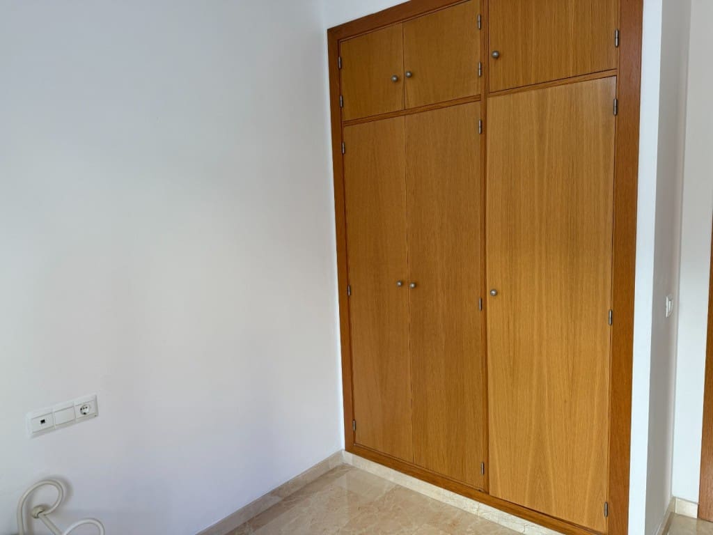 4 soverom Kjedet enebolig til salgs i Benajarafe med svømmebasseng - € 499 000 (Ref: 9317304)