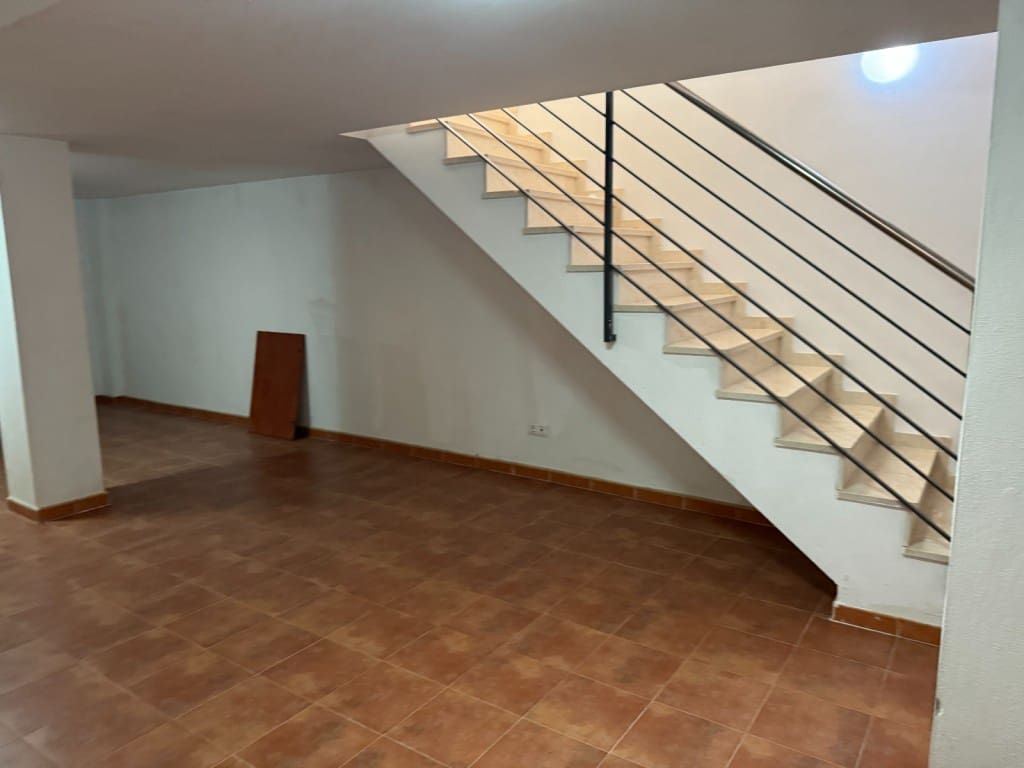 4 soverom Kjedet enebolig til salgs i Benajarafe med svømmebasseng - € 499 000 (Ref: 9317304)