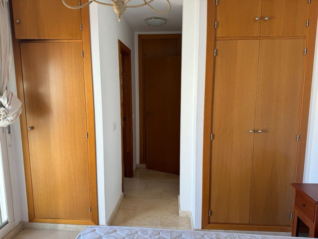 4 soverom Kjedet enebolig til salgs i Benajarafe med svømmebasseng - € 499 000 (Ref: 9317304)