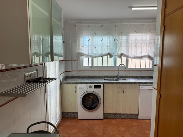 4 makuuhuone Paritalo myytävänä paikassa Benajarafe, Vélez-Málaga mukana uima-altaan - 499 000 € (Ref: 9317304)