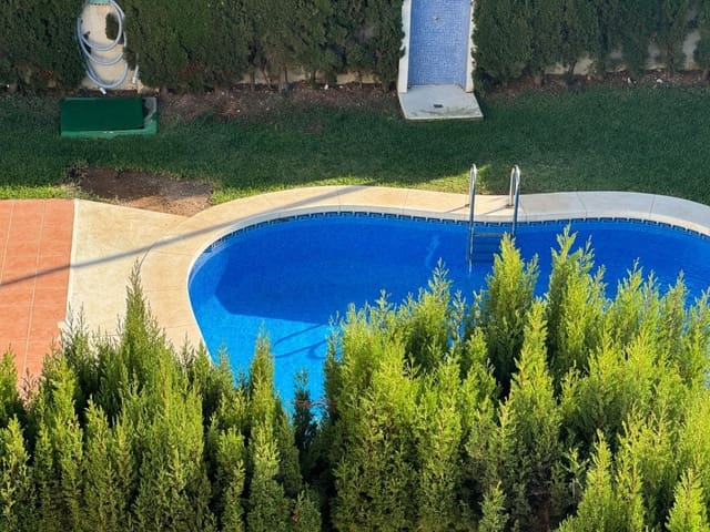 4 makuuhuone Paritalo myytävänä paikassa Benajarafe, Vélez-Málaga mukana uima-altaan - 499 000 € (Ref: 9317304)