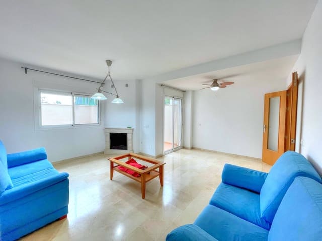 Pareado de 4 habitaciones en Benajarafe, Vélez-Málaga en venta con piscina - 464.900 € (Ref: 9317304)