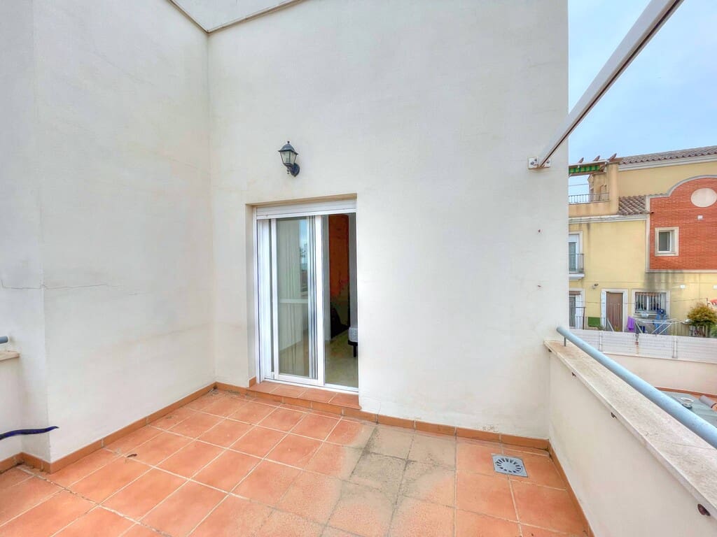 Pareado de 4 habitaciones en Benajarafe en venta con piscina - 464.900 € (Ref: 9317304)