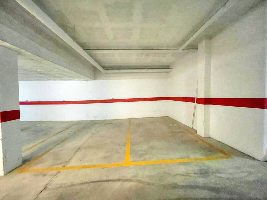 Pareado de 4 habitaciones en Benajarafe en venta con piscina - 464.900 € (Ref: 9317304)